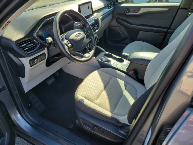 Certified 2023 Ford Escape Active FWD image 17