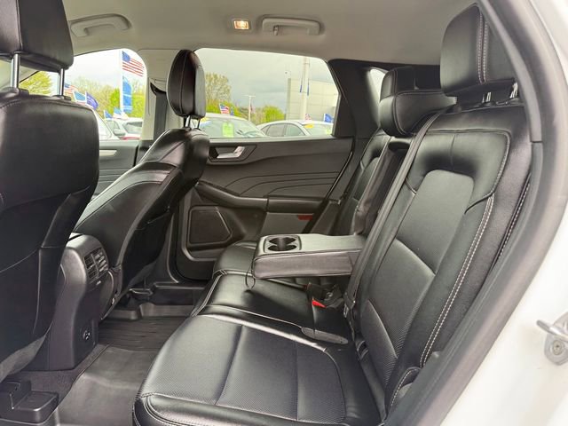Certified 2022 Ford Escape SEL AWD/4WD image 9