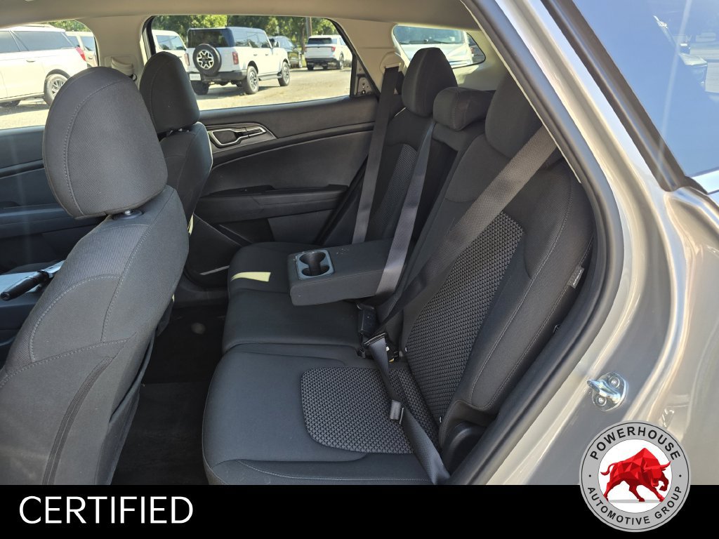 Used 2024 Kia Sportage LX FWD image 16