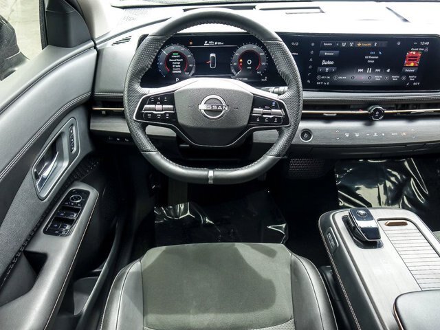 Used 2024 Nissan Ariya FWD image 16