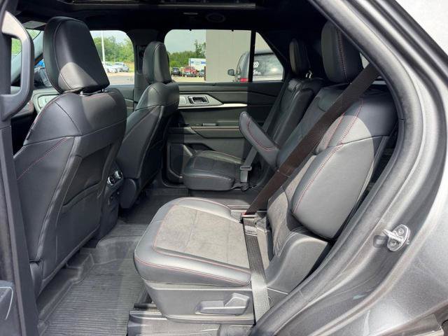Certified 2025 Ford Explorer ST AWD/4WD image 11