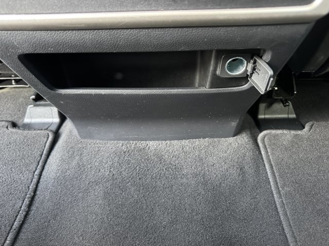 Certified 2024 Ford Expedition Max XLT image 33