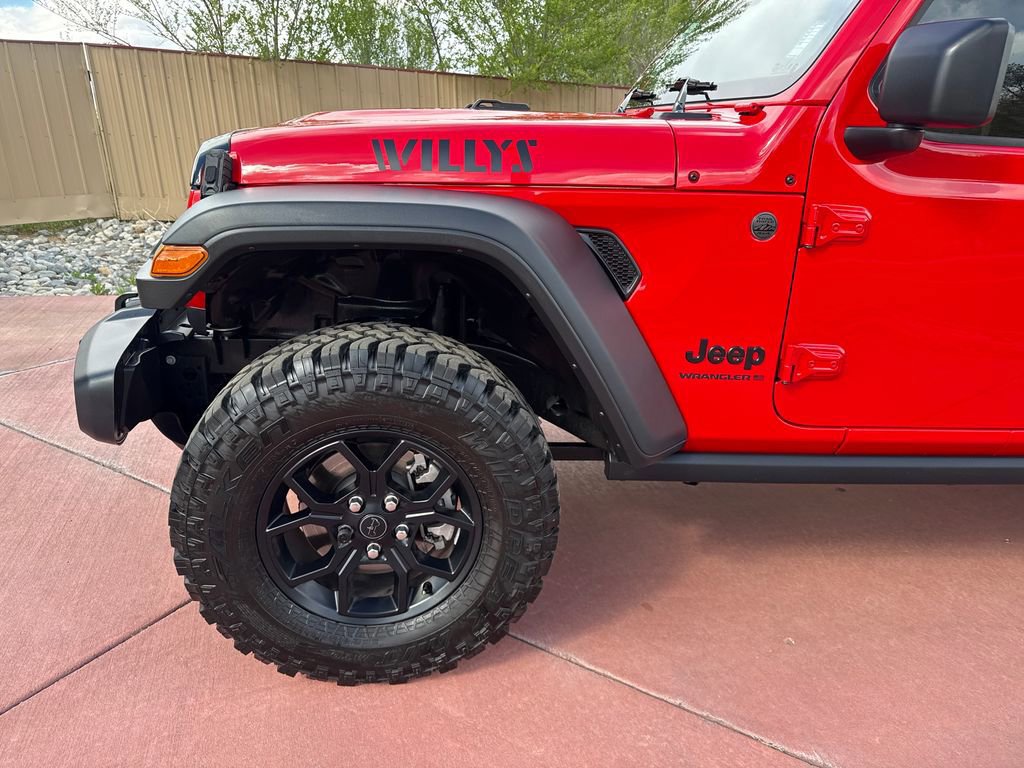 Used 2025 Jeep Wrangler Unlimited Sport AWD/4WD image 35