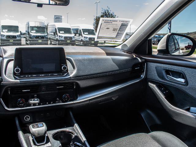 Used 2021 Nissan Rogue SV FWD image 11