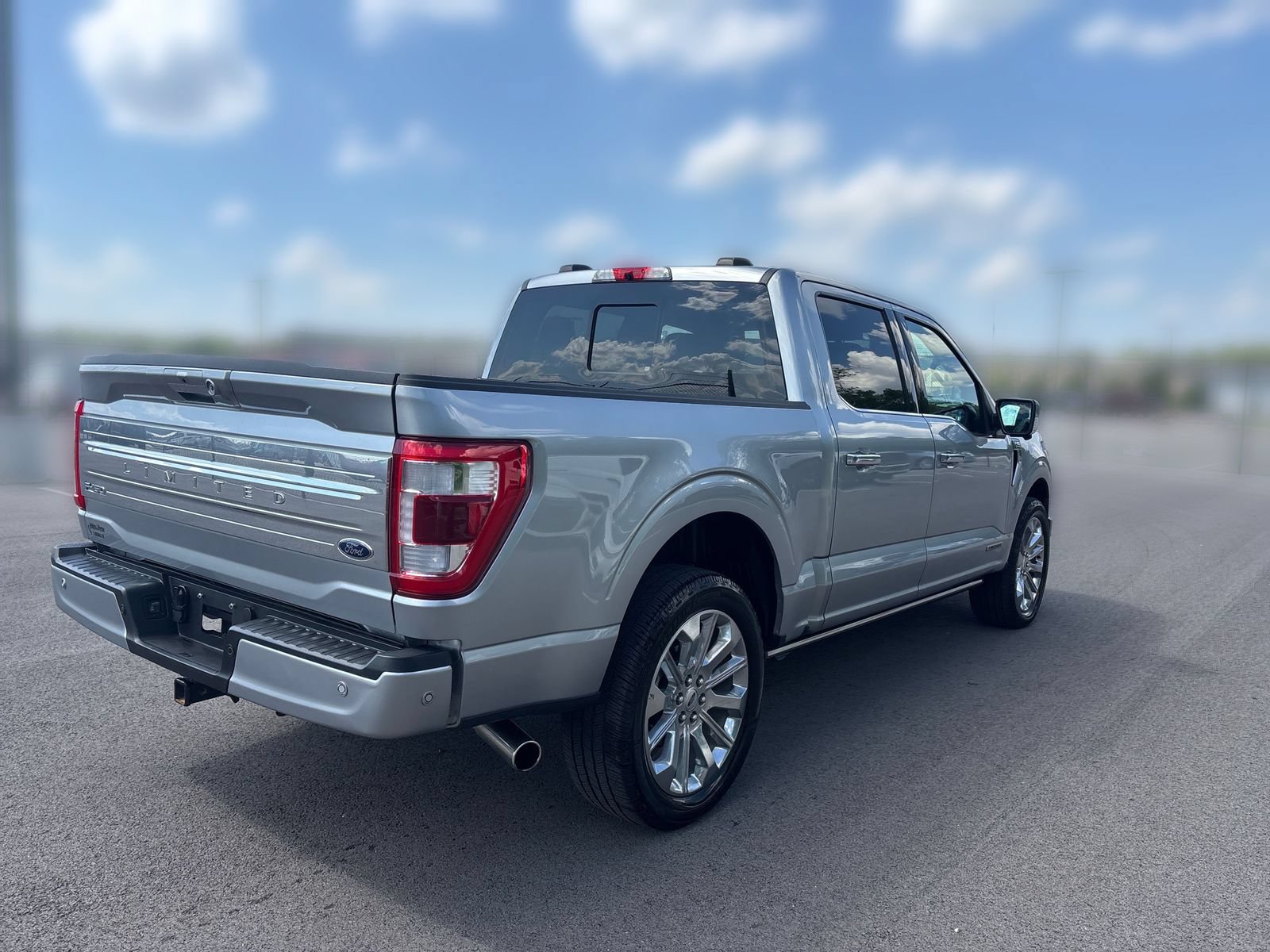 Certified 2023 Ford F150 Limited AWD/4WD image 9