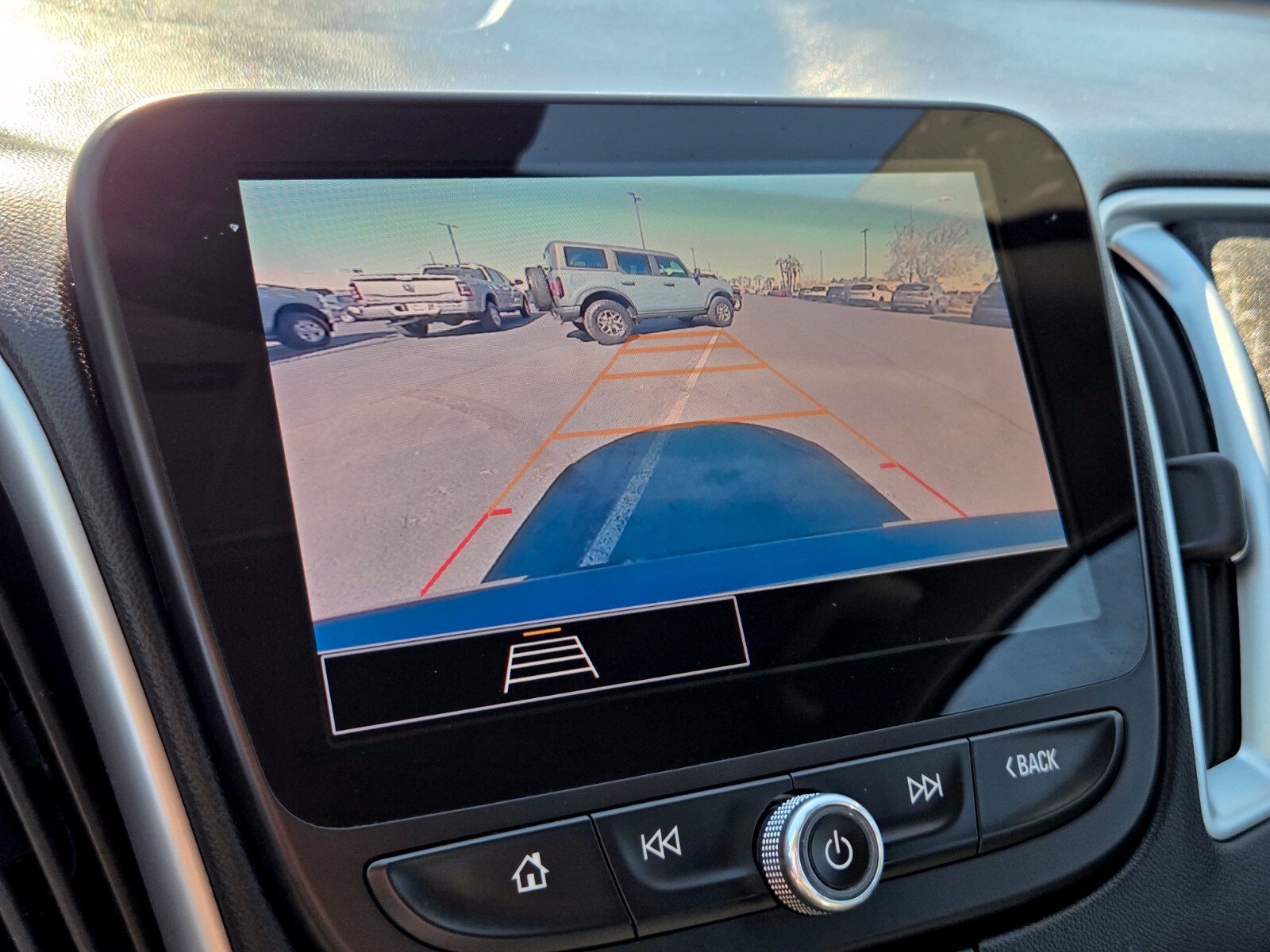 Used 2024 Chevrolet Malibu LT FWD image 21