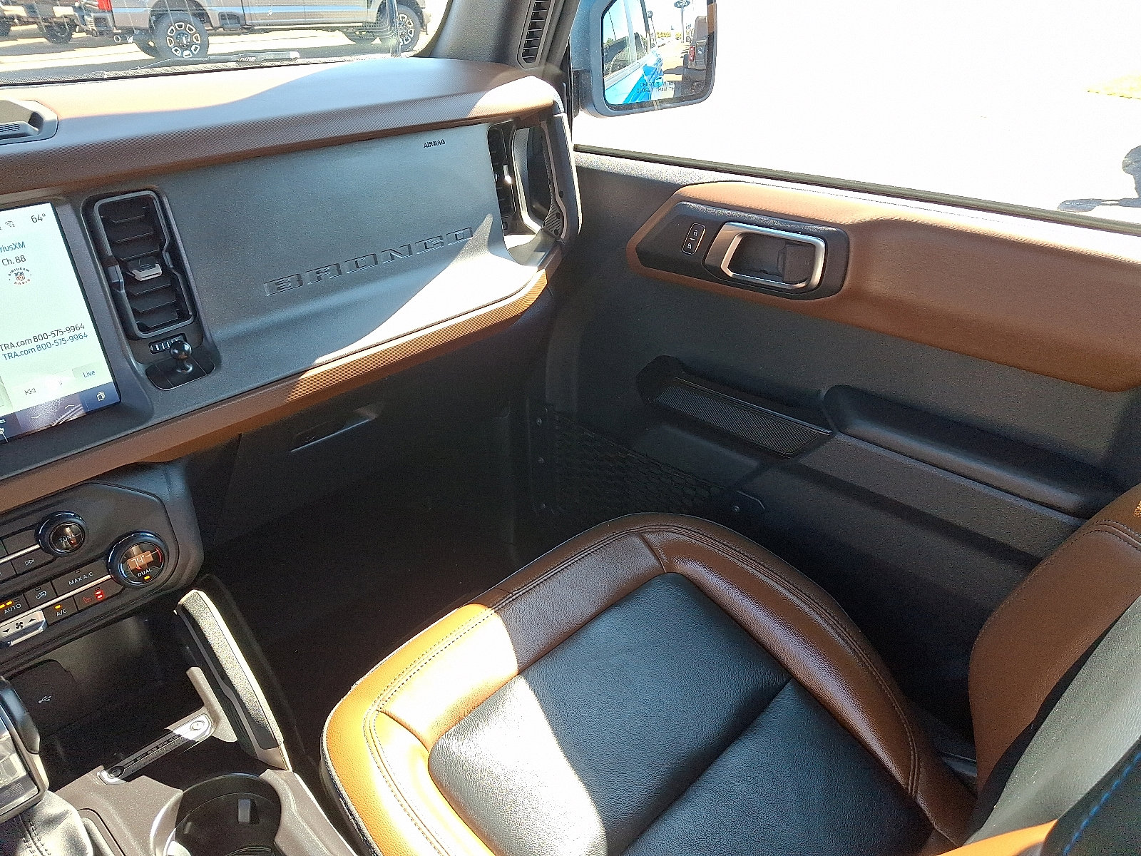 Certified 2024 Ford Bronco Outer Banks image 16