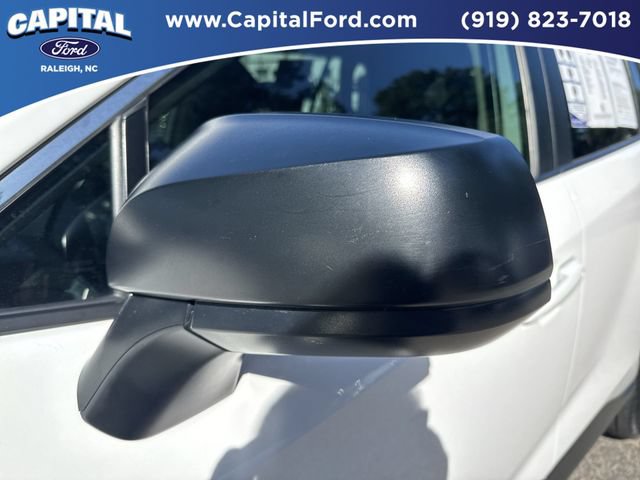 Used 2025 Toyota RAV4 LE AWD/4WD image 12