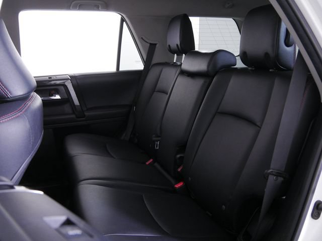 Used 2018 Toyota 4Runner TRD Off-Road Premium AWD/4WD image 19