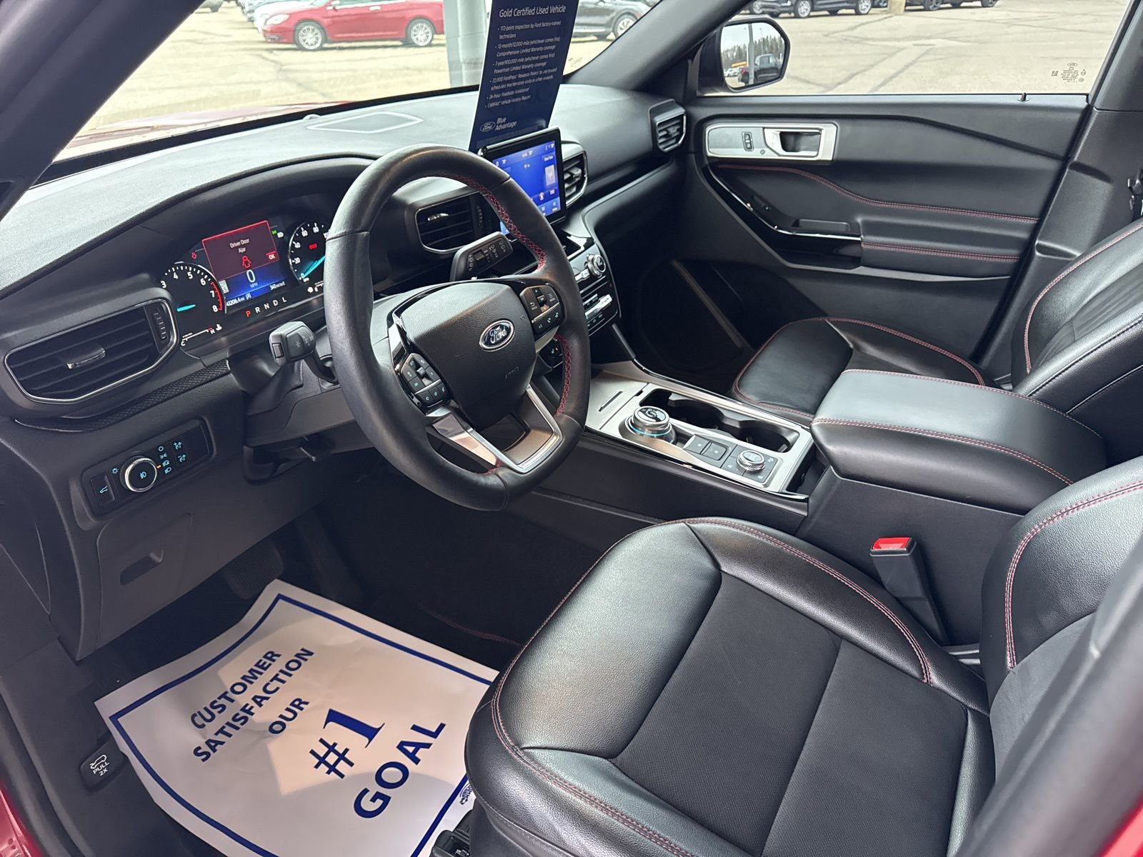 Certified 2024 Ford Explorer ST-Line w/ Class IV Trailer Tow Package image 25