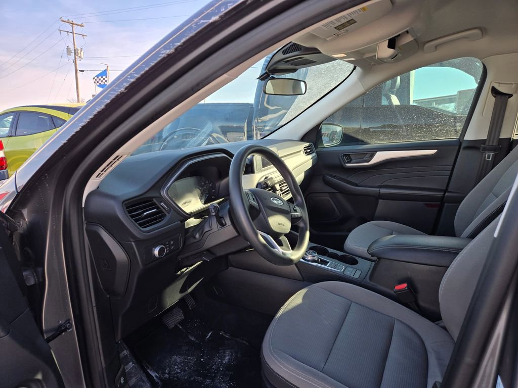 Certified 2021 Ford Escape S image 4