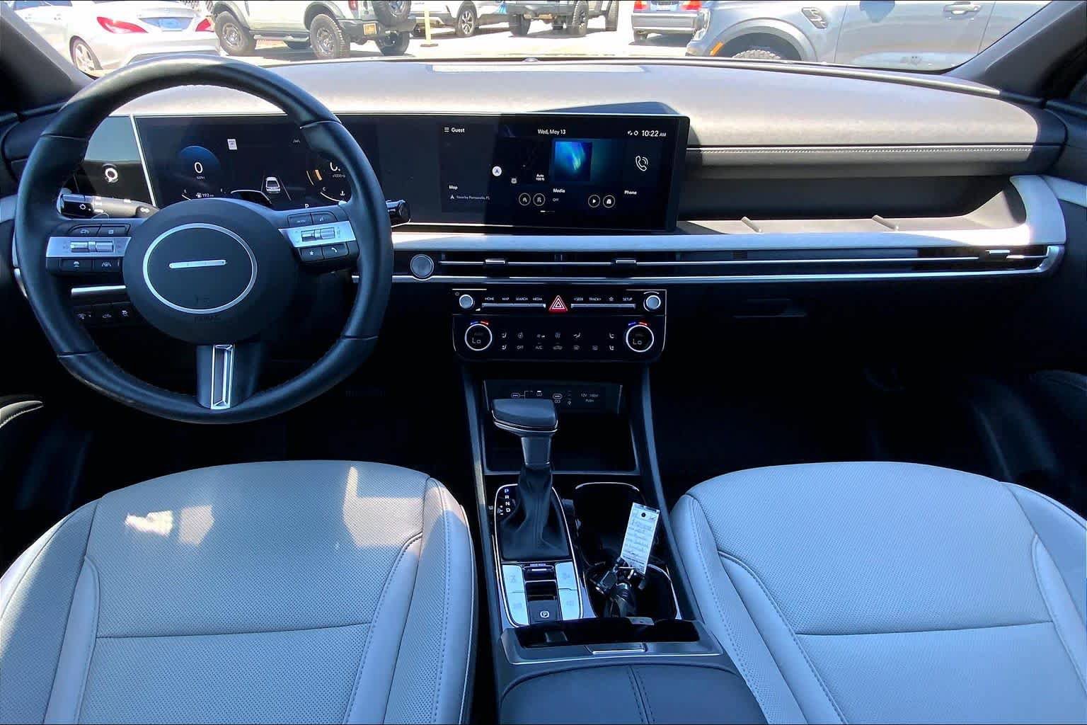 Used 2025 Hyundai Santa Cruz Limited AWD/4WD image 15