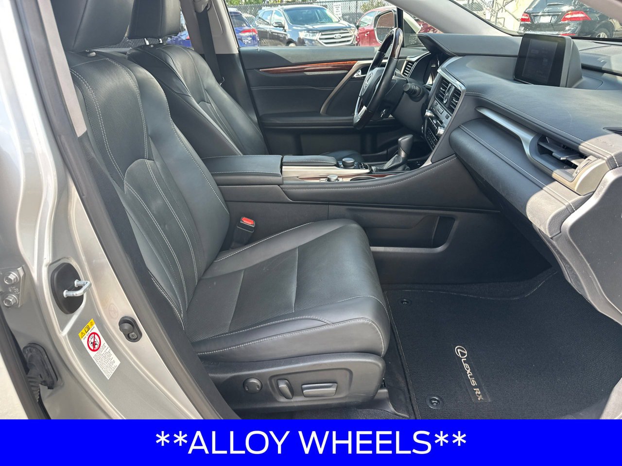 Used 2018 Lexus RX 350L FWD w/ Premium Package image 15