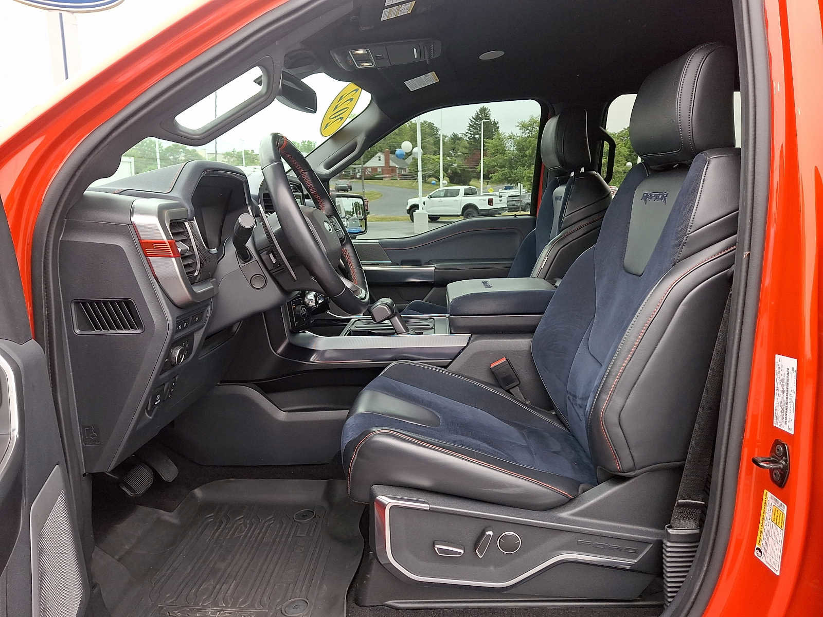 Certified 2022 Ford F150 Raptor w/ Equipment Group 801A High AWD/4WD image 13
