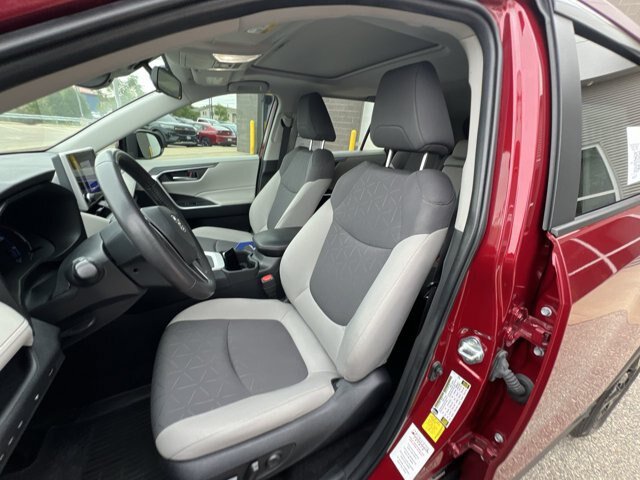 Used 2024 Toyota RAV4 XLE w/ Convenience Package AWD/4WD image 14