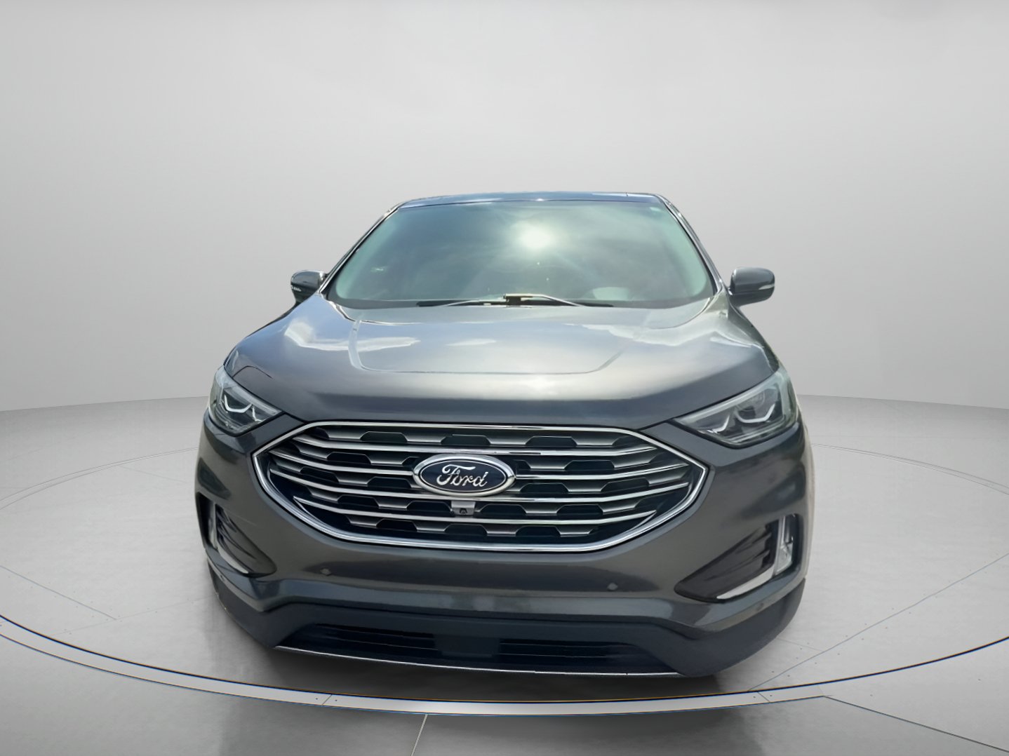 Certified 2019 Ford Edge Titanium w/ Equipment Group 301A FWD image 10