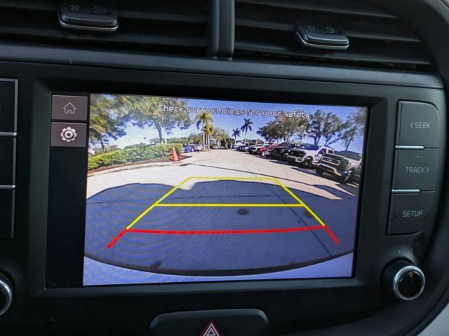 Used 2023 Kia Soul LX image 25