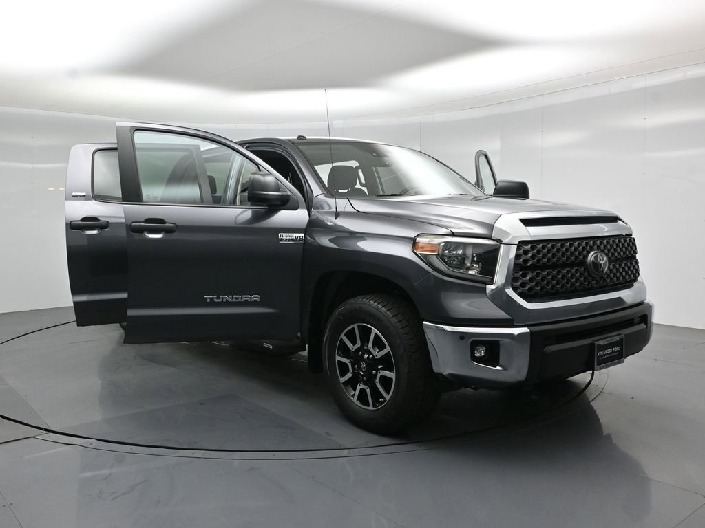 Used 2018 Toyota Tundra SR5 w/ TRD Off Road Package image 34