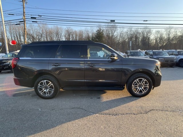 Certified 2025 Ford Expedition Active image 6