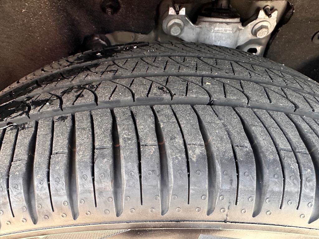 Certified 2025 Ford Explorer Platinum w/ Ultimate Package image 29