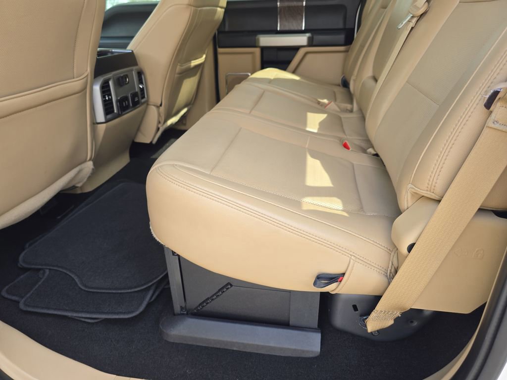 Certified 2019 Ford F350 Lariat w/ Tow Technology Bundle image 14