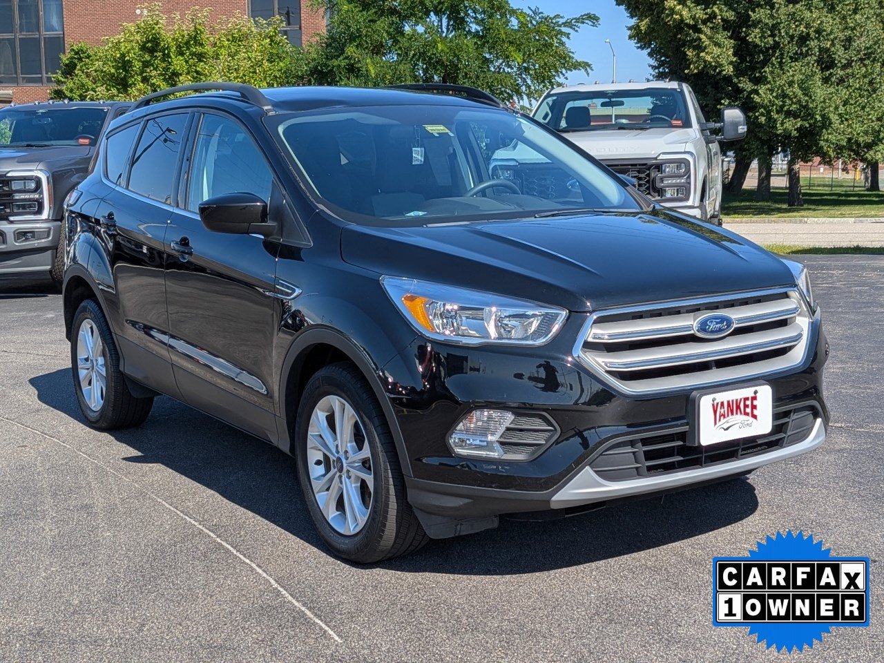 Certified 2018 Ford Escape SE w/ SE Sync 3 Package AWD/4WD image 32