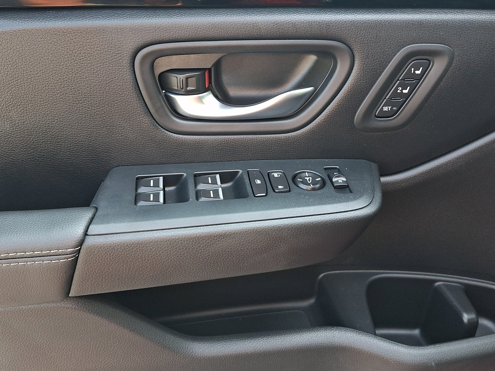 Used 2024 Honda Pilot EX-L image 13