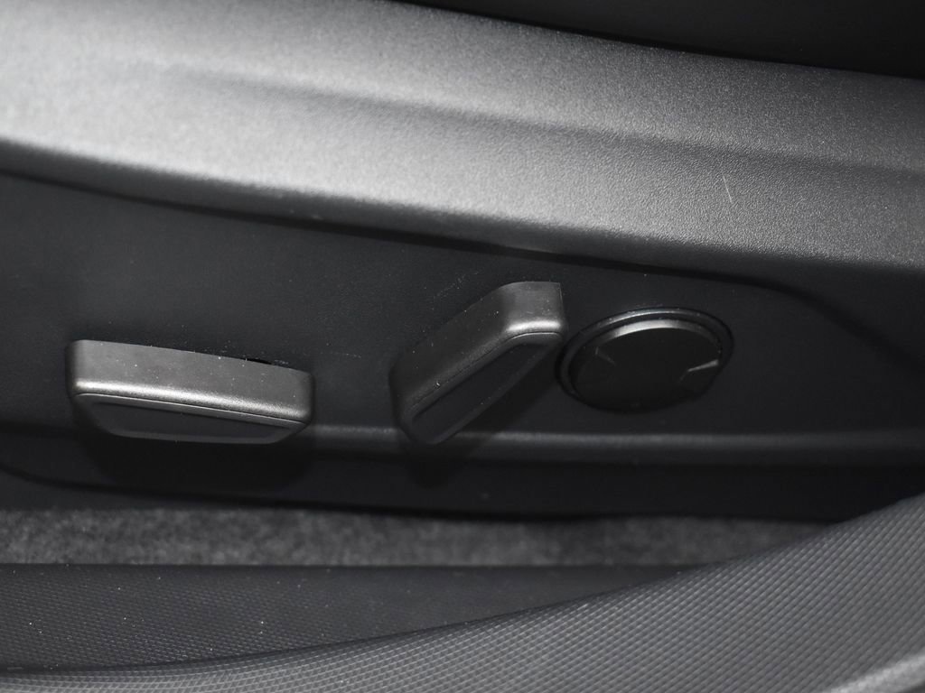 Certified 2023 Ford Mustang Mach-E GT image 30