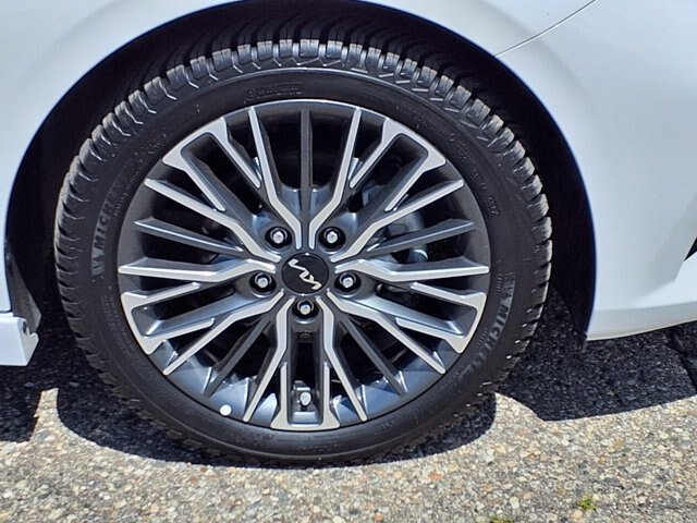 Used 2024 Kia Forte GT-Line w/ GT-Line Premium Package FWD image 27