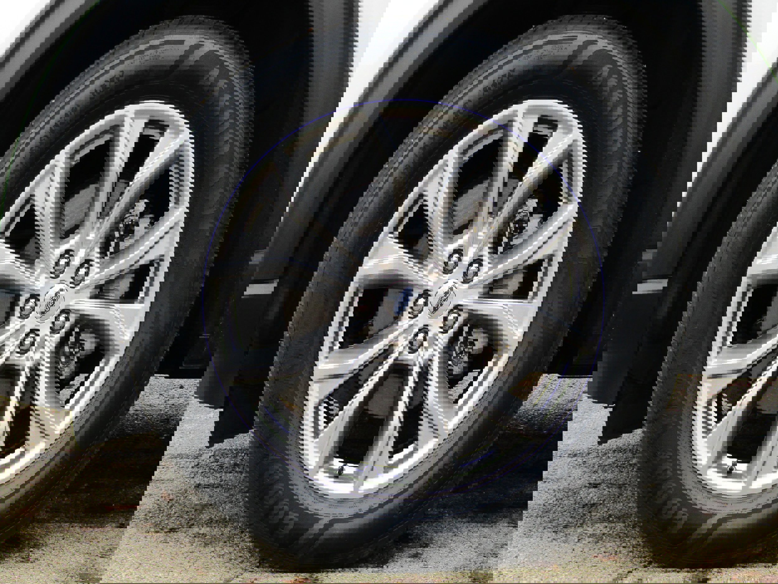 Certified 2023 Ford Explorer XLT w/ Equipment Group 202A image 9