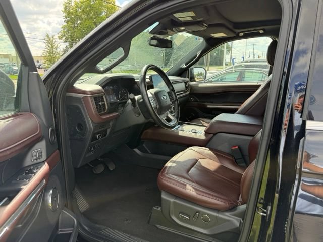 Certified 2024 Ford Expedition Limited AWD/4WD image 18