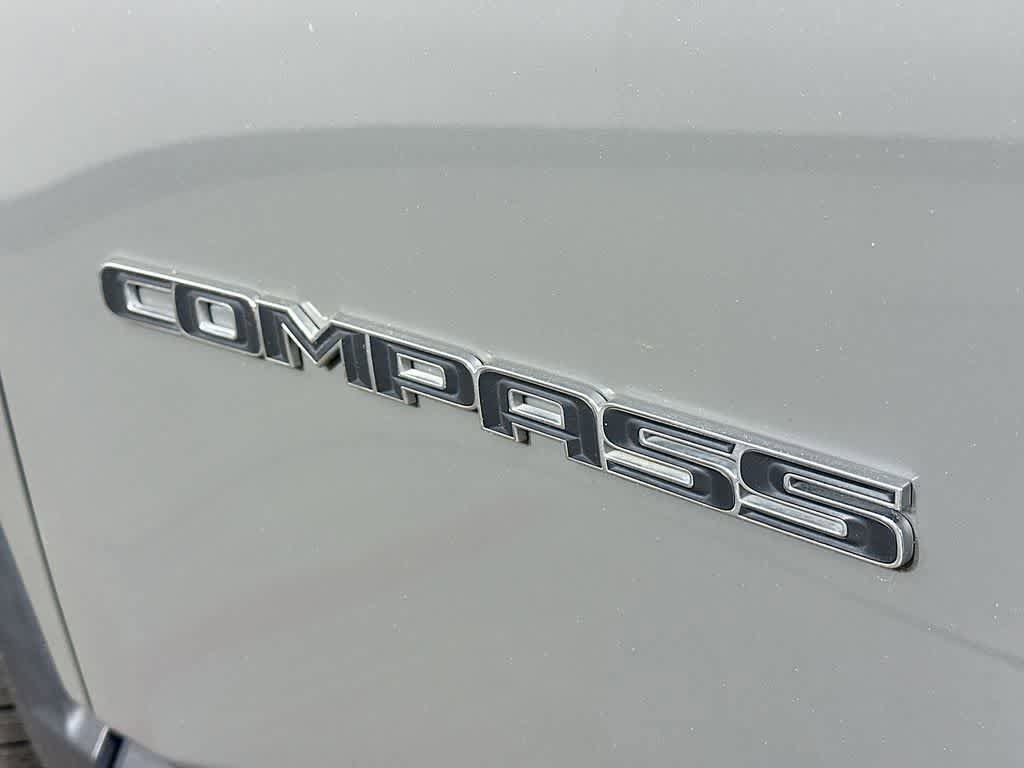 Used 2021 Jeep Compass Limited FWD image 7