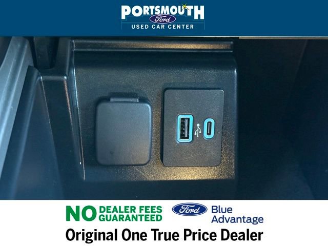 Certified 2022 Ford Explorer XLT w/ Equipment Group 202A image 16
