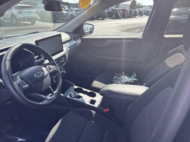 Certified 2023 Ford Escape Active w/ Tech Pack #1 FWD image 17