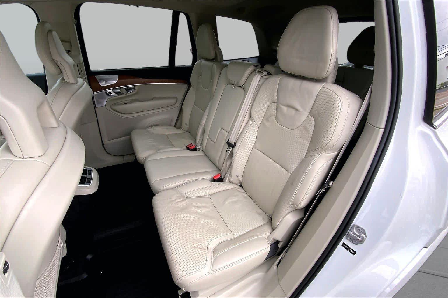 Used 2018 Volvo XC90 T6 Inscription w/ Convenience Package AWD/4WD image 18