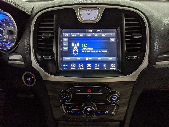 Used 2019 Chrysler 300 Touring w/ Sport Appearance Package RWD image 8