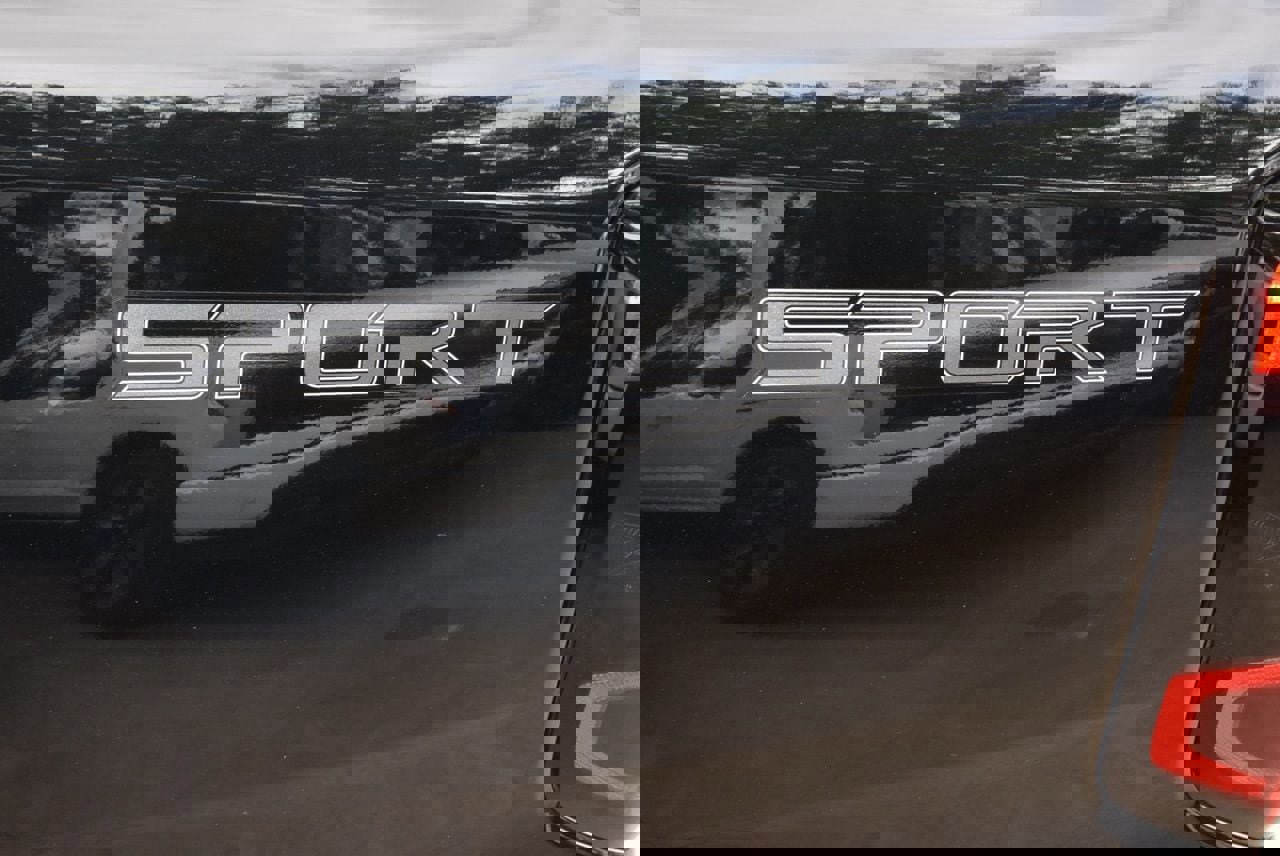 Certified 2024 Ford Ranger XLT w/ Equipment Group 301A High image 40