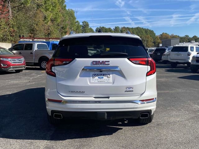 Used 2020 GMC Terrain Denali w/ Denali Premium Package image 4