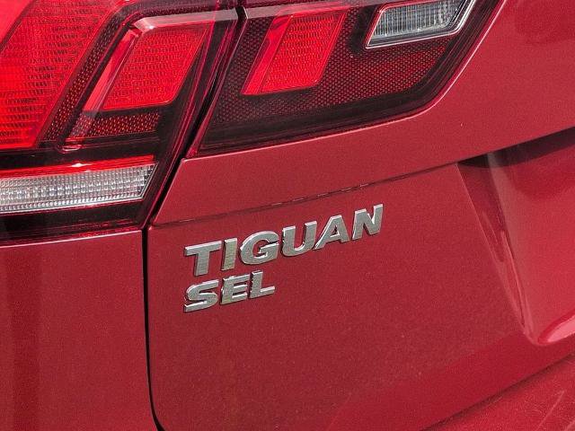 Used 2020 Volkswagen Tiguan SEL w/ 3rd Row Seat Package AWD/4WD image 28