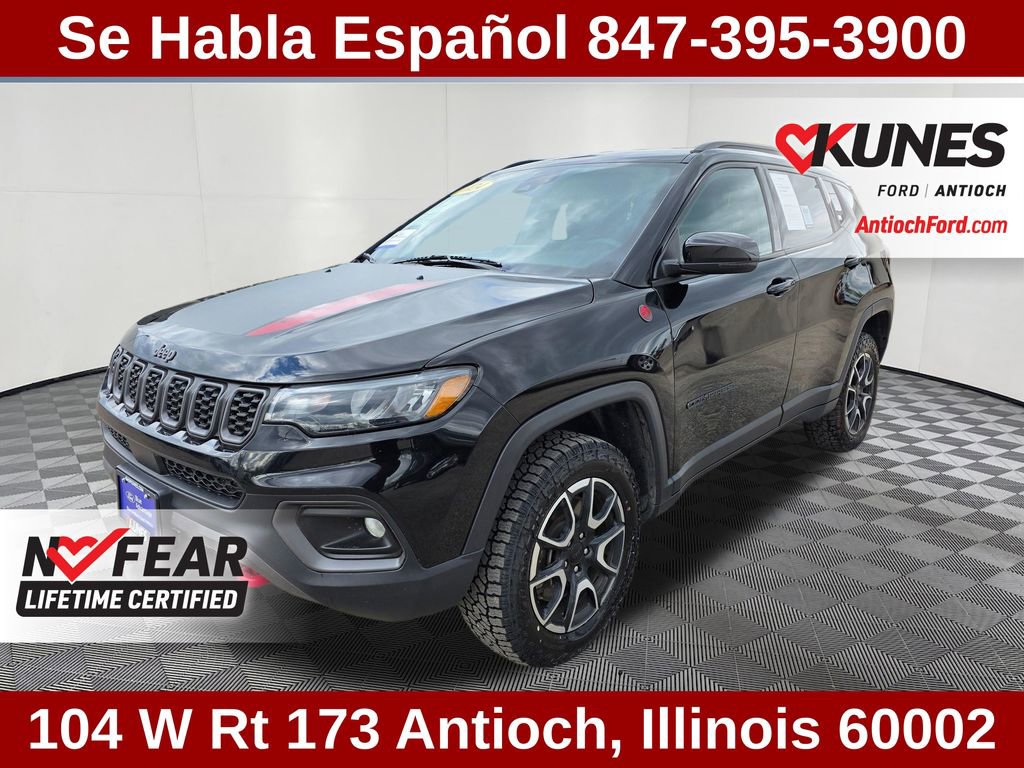 Used 2024 Jeep Compass Trailhawk AWD/4WD image 5