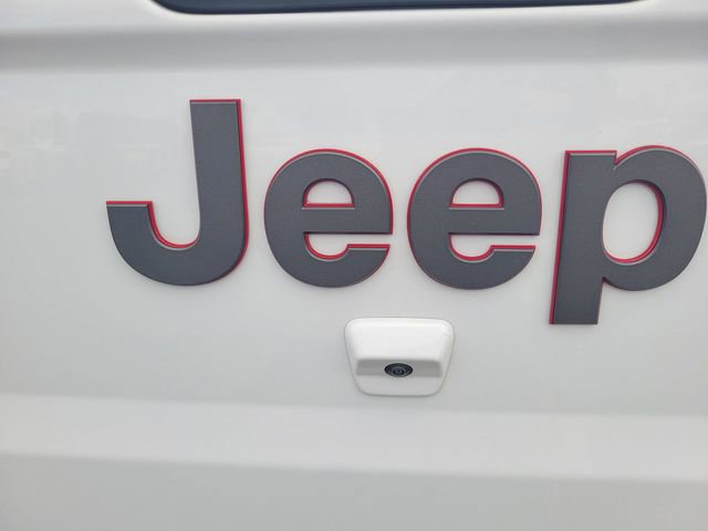 Used 2021 Jeep Gladiator Rubicon w/ Trailer Tow Package AWD/4WD image 10