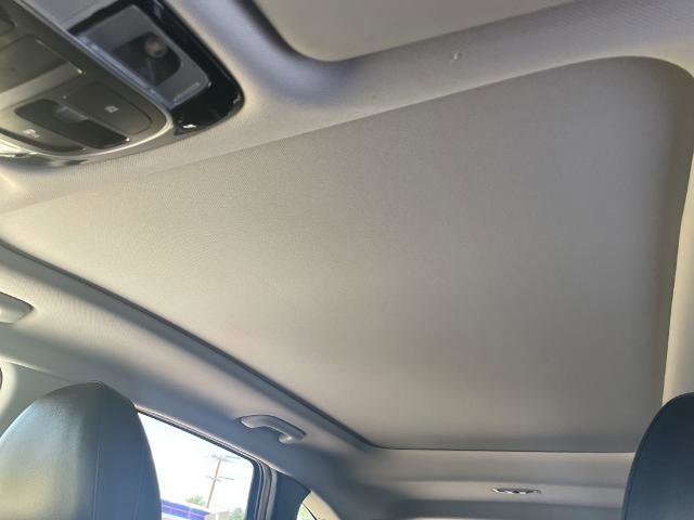 Used 2022 Hyundai Tucson Limited w/ Winter Package image 21