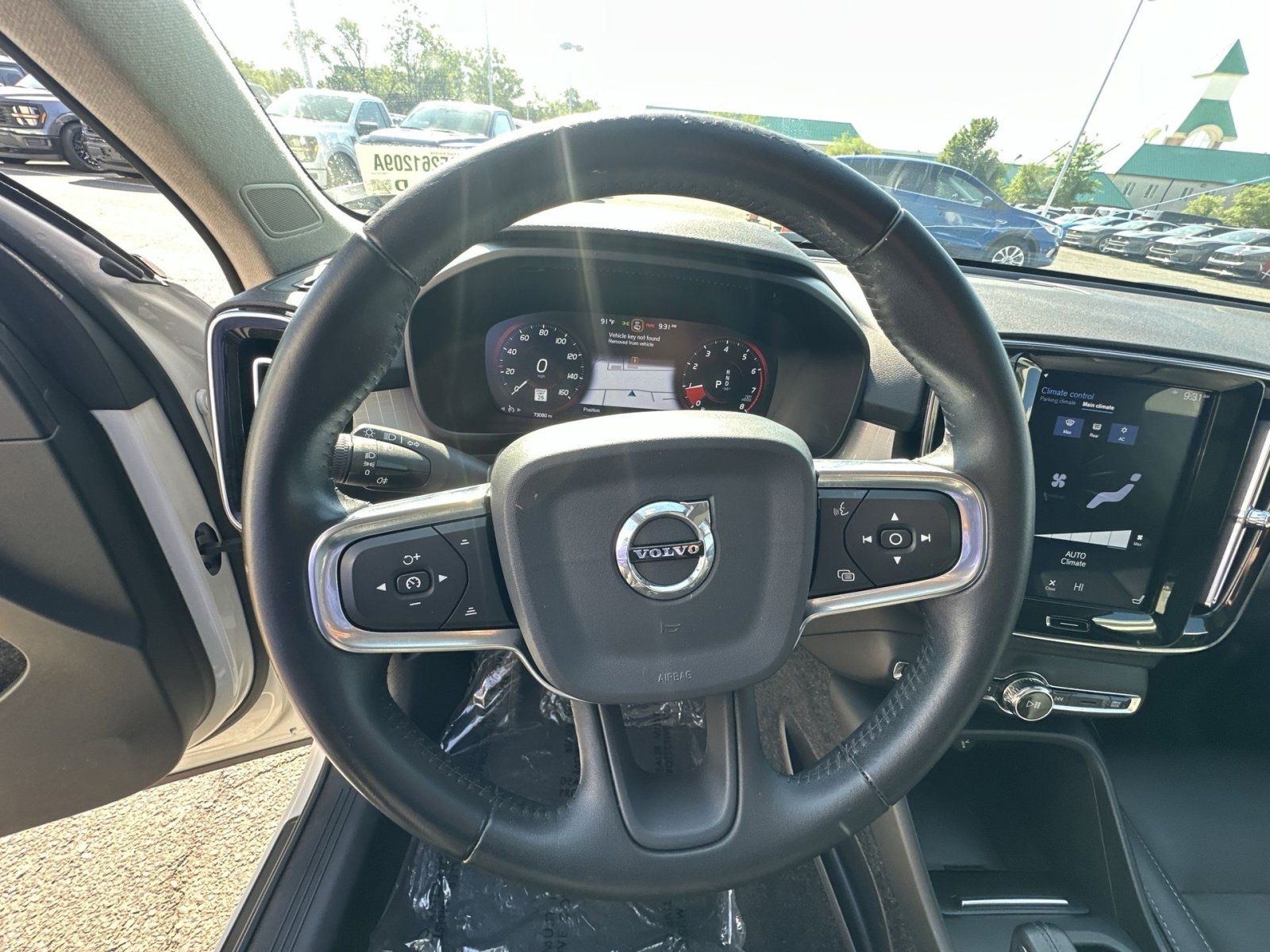 Used 2020 Volvo XC40 T5 Momentum w/ Protection Package Premier AWD/4WD image 24