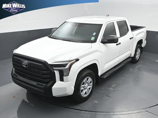 Used 2024 Toyota Tundra SR w/ SR Tow Package AWD/4WD image 11