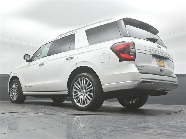 Certified 2022 Ford Expedition Platinum image 11