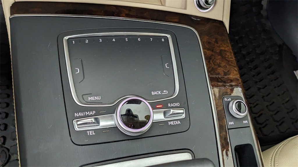 Used 2019 Audi Q5 Prestige w/ Prestige Package image 29