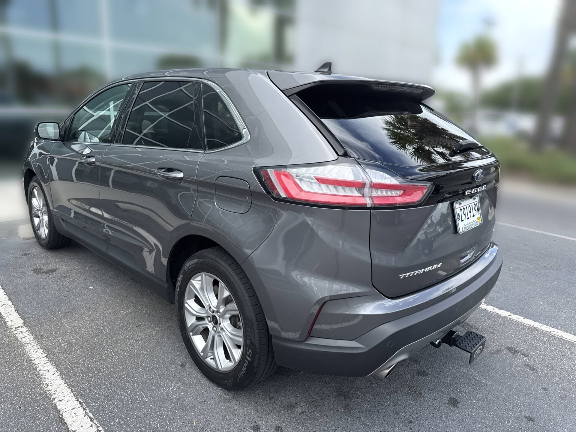 Certified 2023 Ford Edge Titanium AWD/4WD image 8