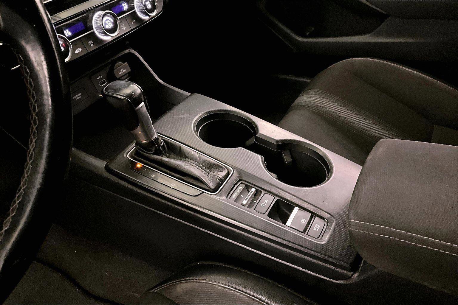 Used 2022 Honda Civic Sport image 16