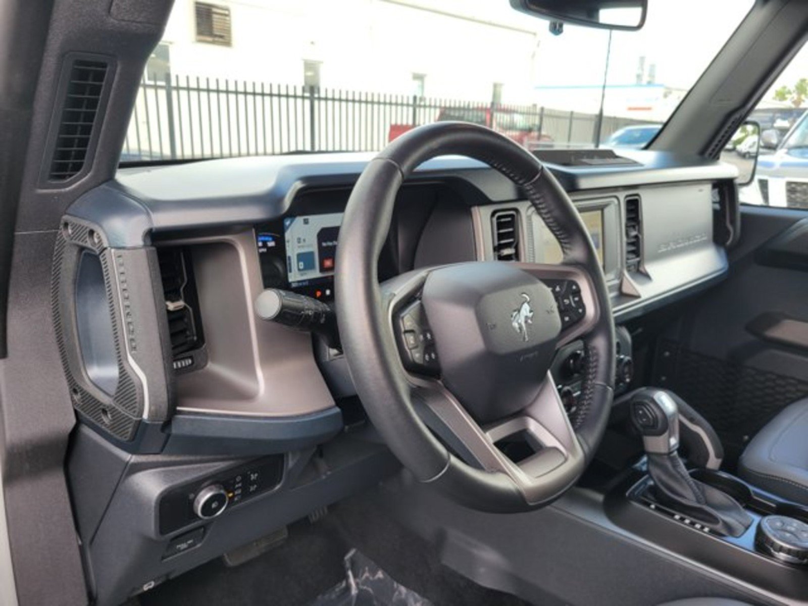 Certified 2023 Ford Bronco Outer Banks AWD/4WD image 9
