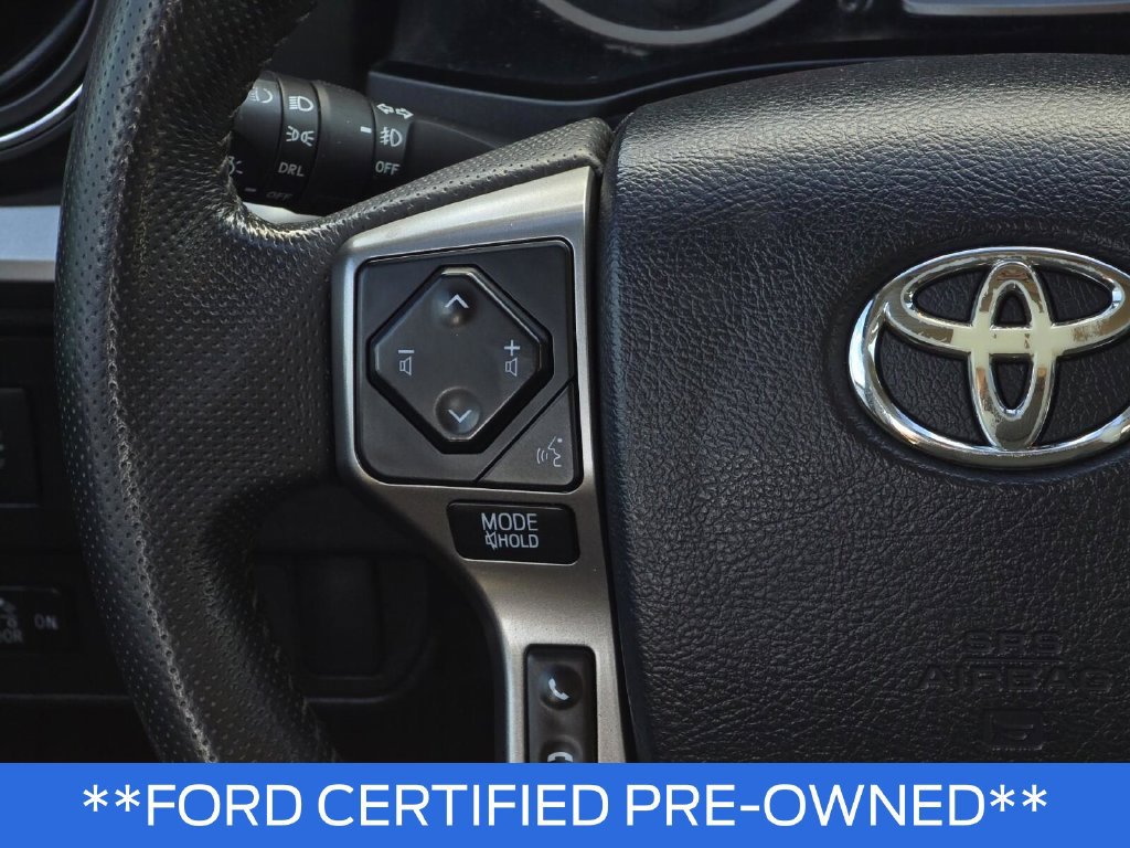 Used 2020 Toyota Tacoma SR5 RWD image 17